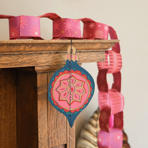 Pink & Red Paper Chain Kit